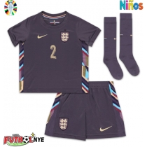 Camiseta Inglaterra Kyle Walker #2 Visitante Equipación para niños Eurocopa 2024 manga corta (+ pantalones cortos)